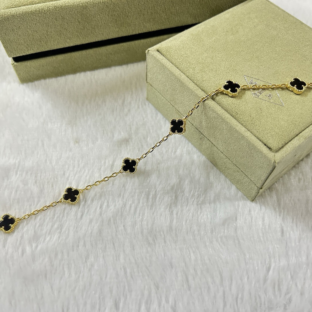 [Aura ]CLOVER 6 MOTIF  ONYXS BRACELET