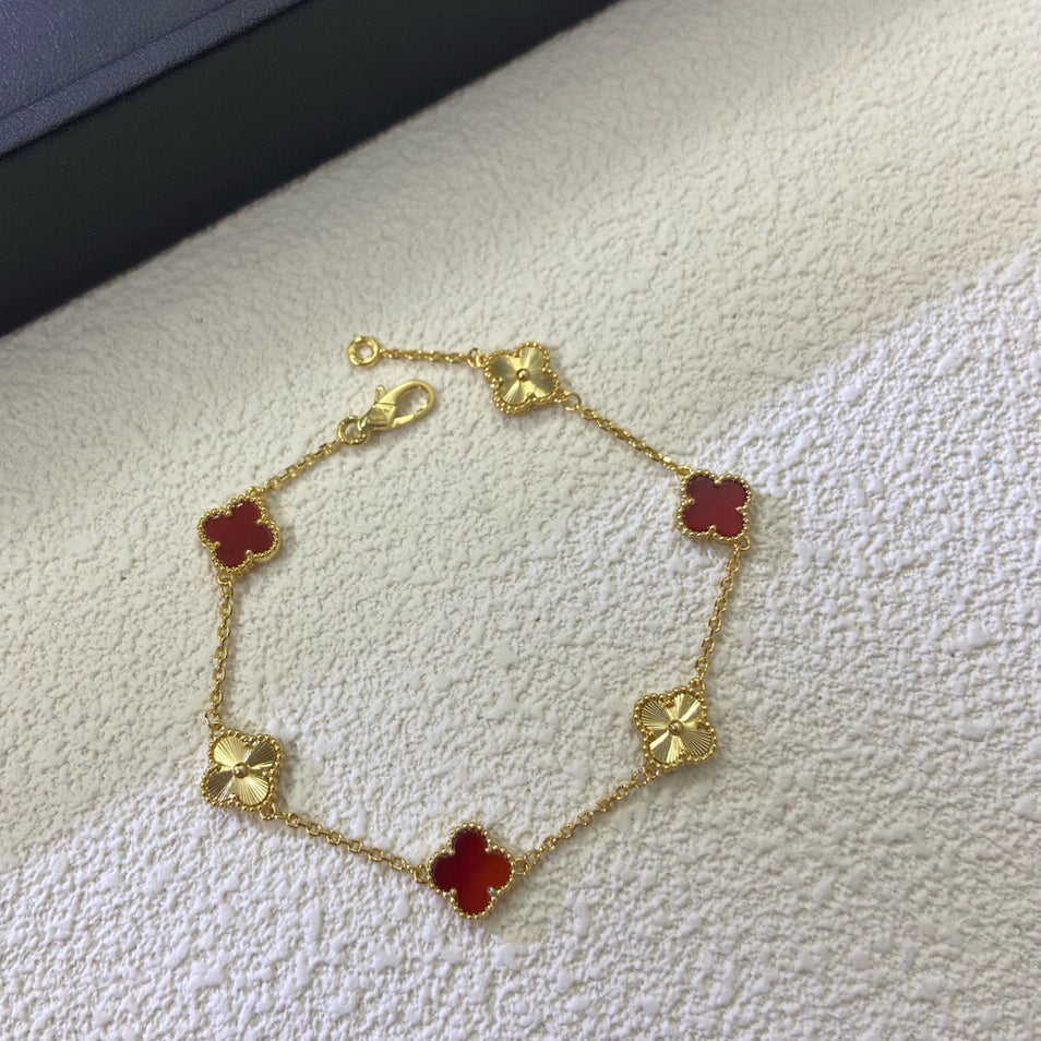 [Aura ]CLOVER 6 MOTIF RED AGATE LASER BRACELET