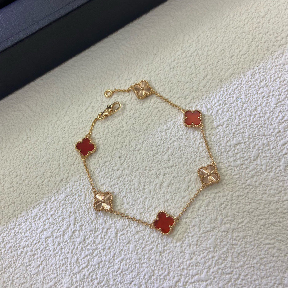 [Aura ]CLOVER 6 MOTIF RED AGATE LASER BRACELET