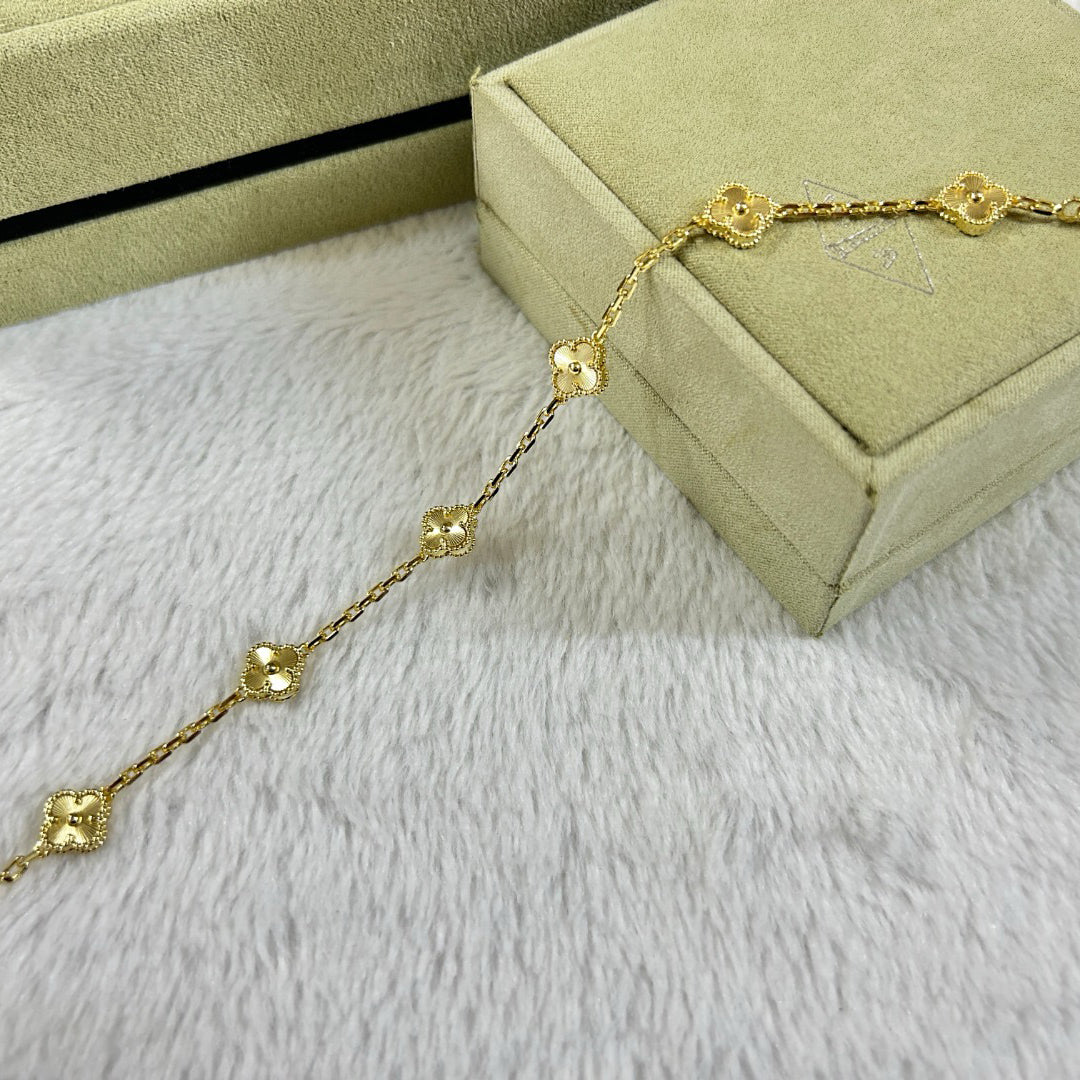 [Aura ]New CLOVER 6 MOTIF DIAMOND BRACELET