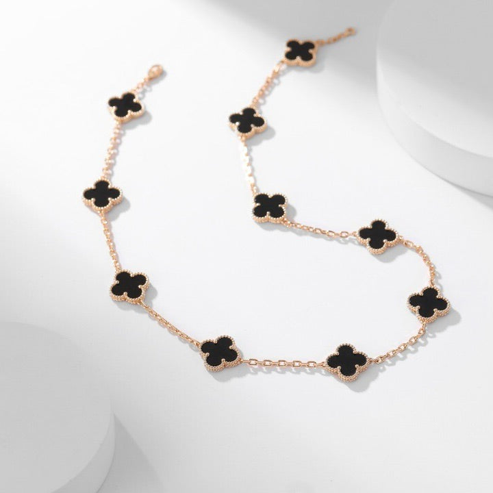 Aura CLOVER 10 MOTIFS ONYX NECKLACE