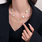 Aura CLOVER 10 MOTIFS WHITE MOTHER OF PEARL NECKLACE