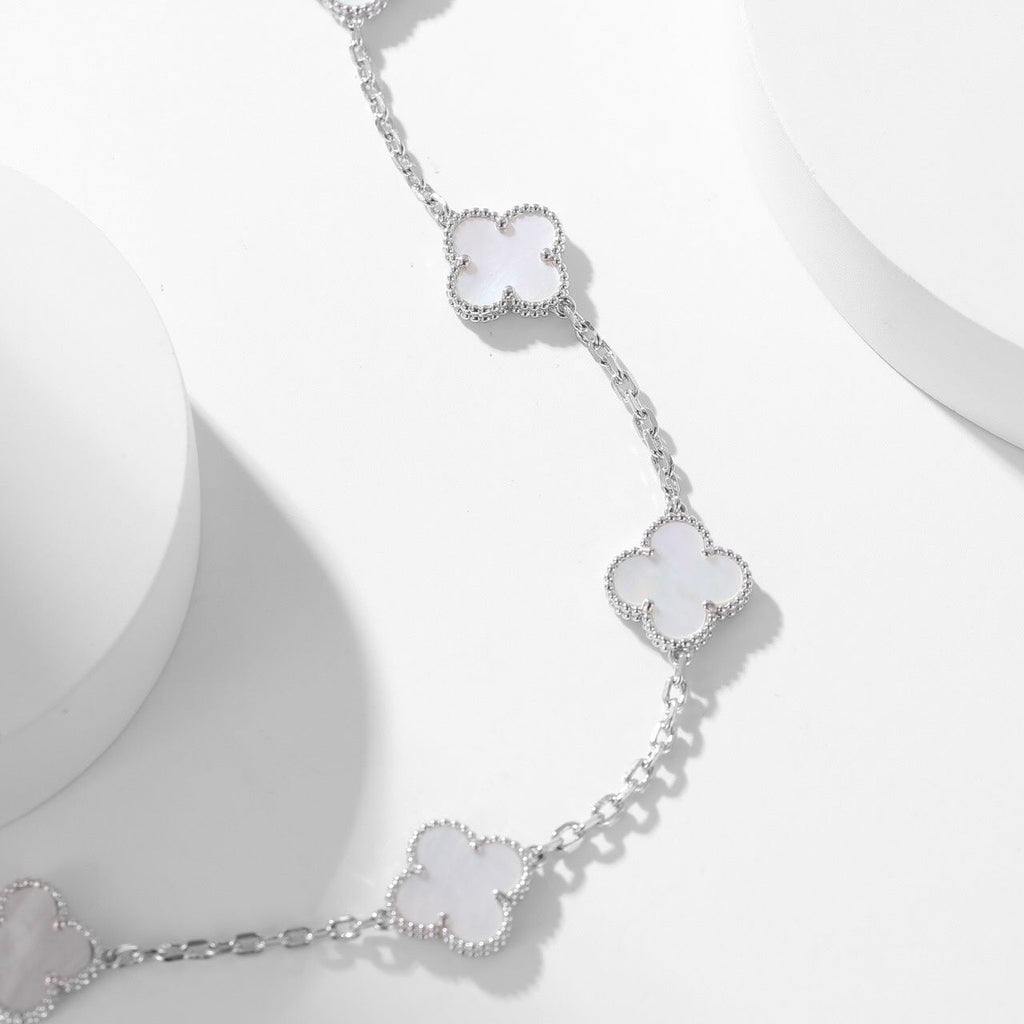 Aura CLOVER 10 MOTIFS WHITE MOTHER OF PEARL NECKLACE