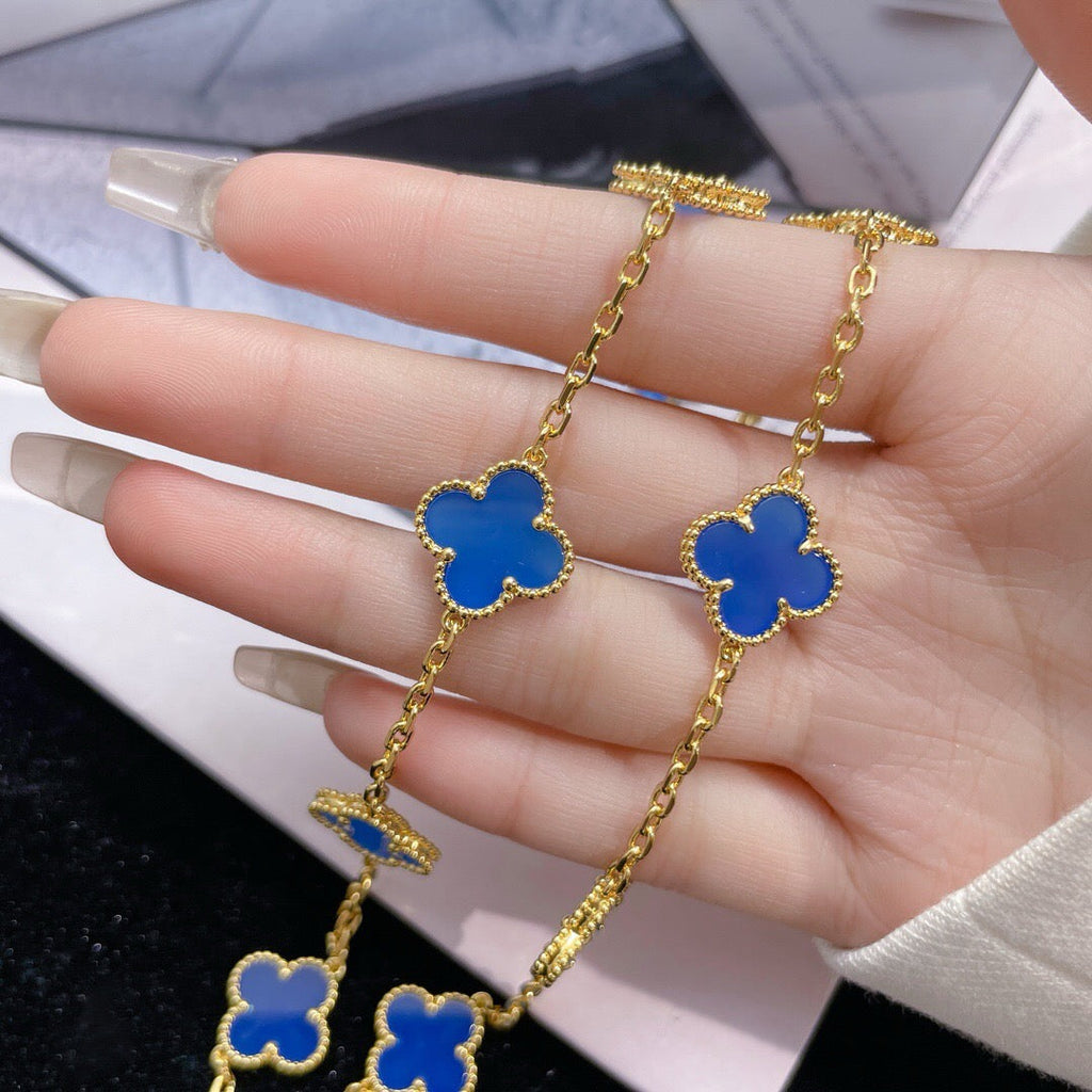 Aura CLOVER 10 MOTIFS BLUE AGATE NECKLACE