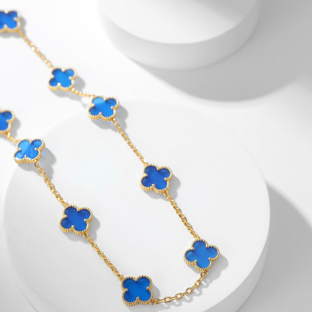 Aura CLOVER 10 MOTIFS BLUE AGATE NECKLACE