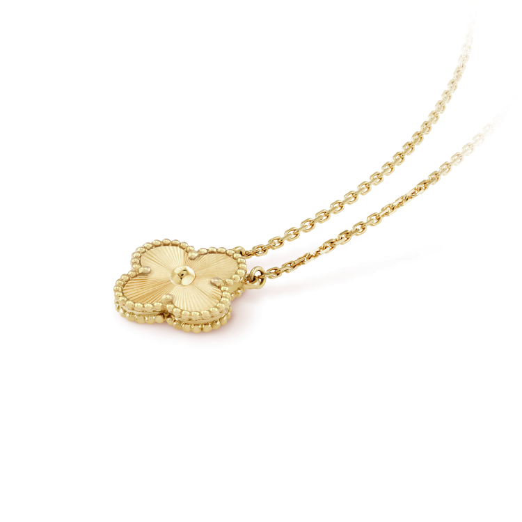 Aura CLOVER 15MM LASER NECKLACE