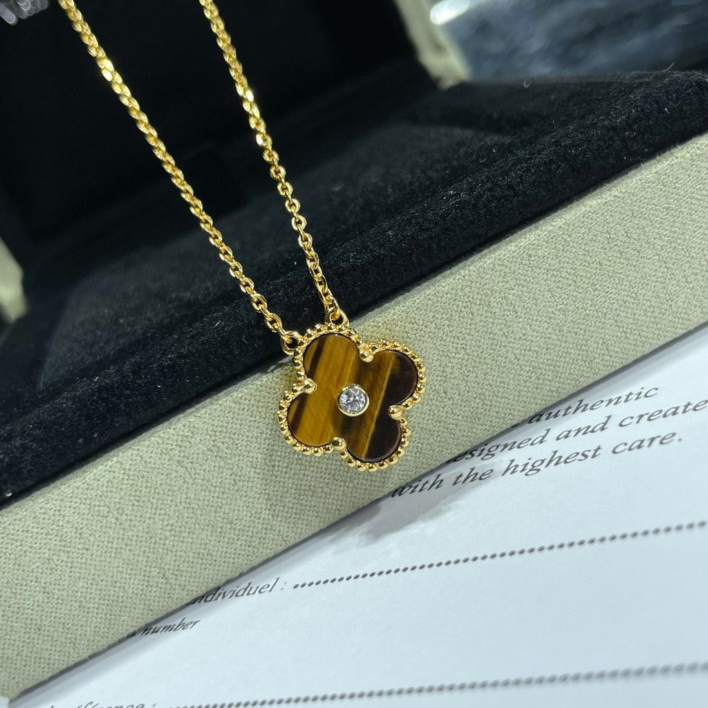 Aura CLOVER 15MM DIAMANT UND GELBES TIGERAUGE ACHAT-Halskette