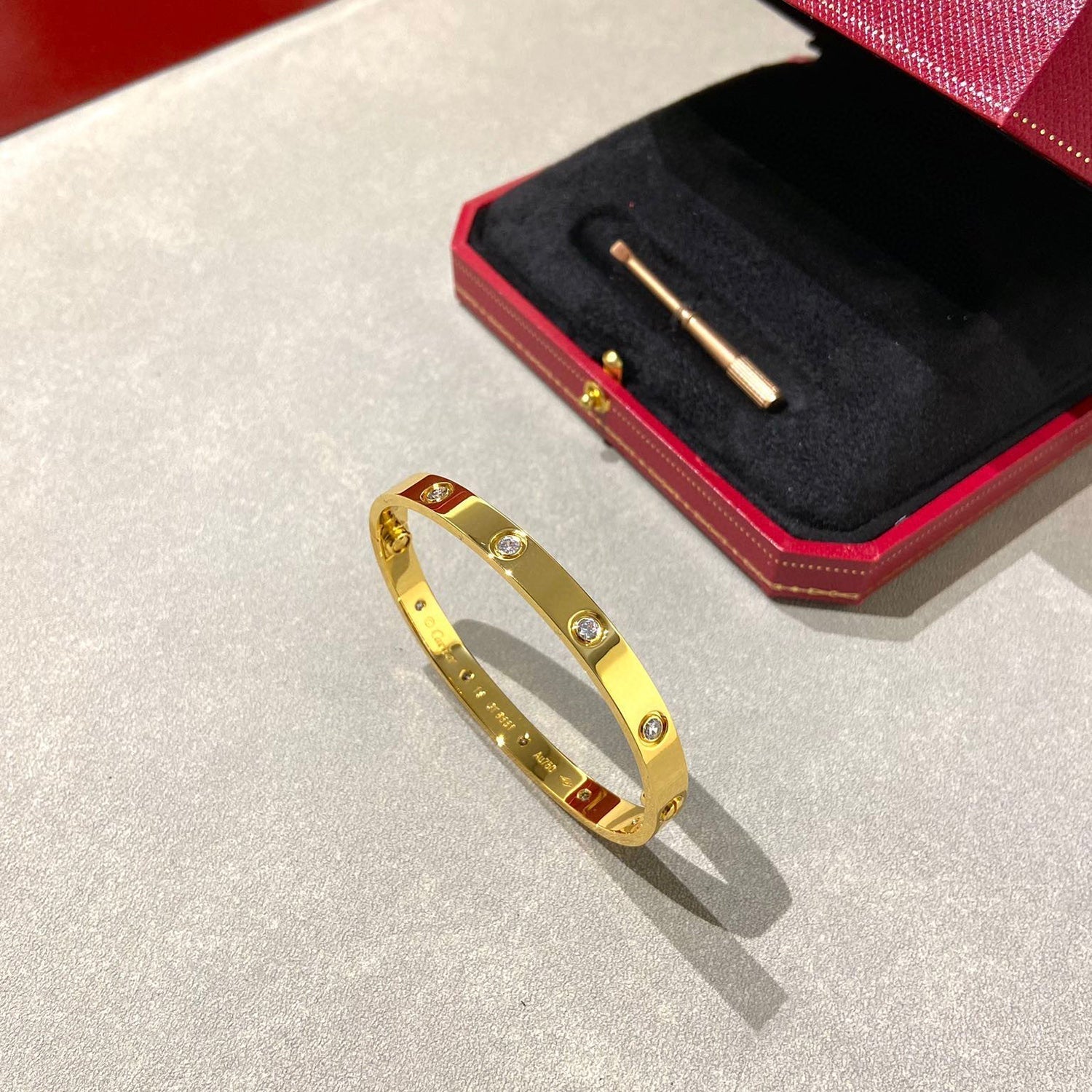Aura LOVE BRACELET 6.1MM 10 DIAMONDS