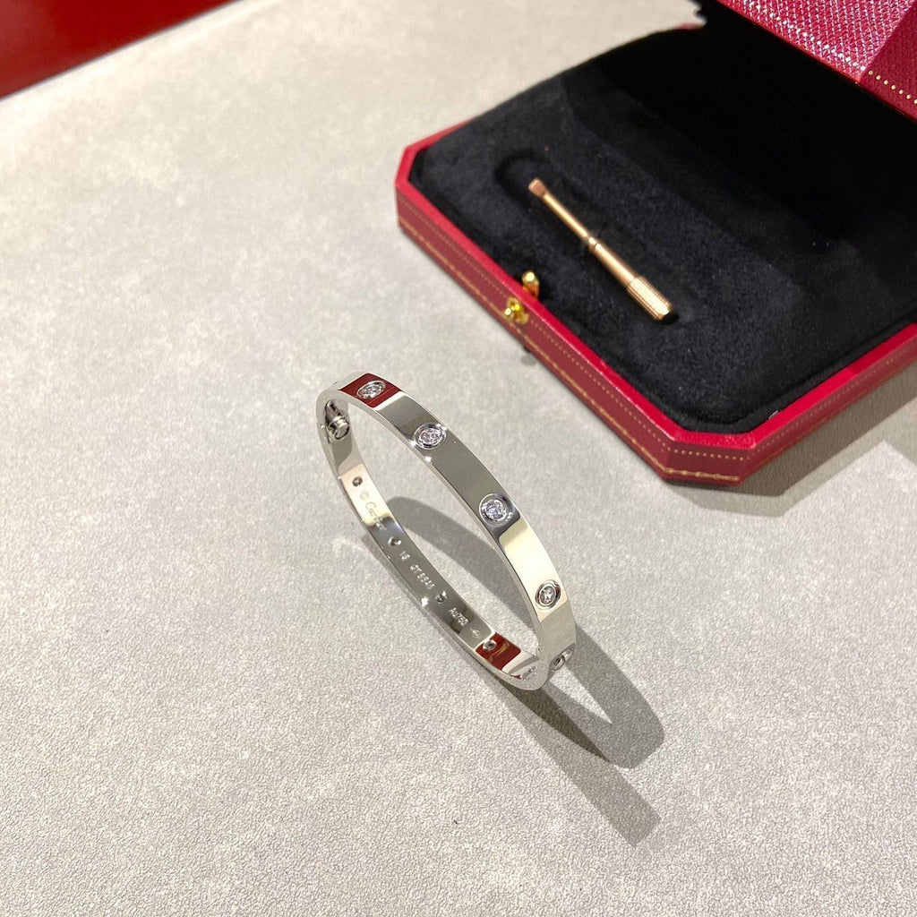 Aura LOVE BRACELET 6.1MM 10 DIAMONDS