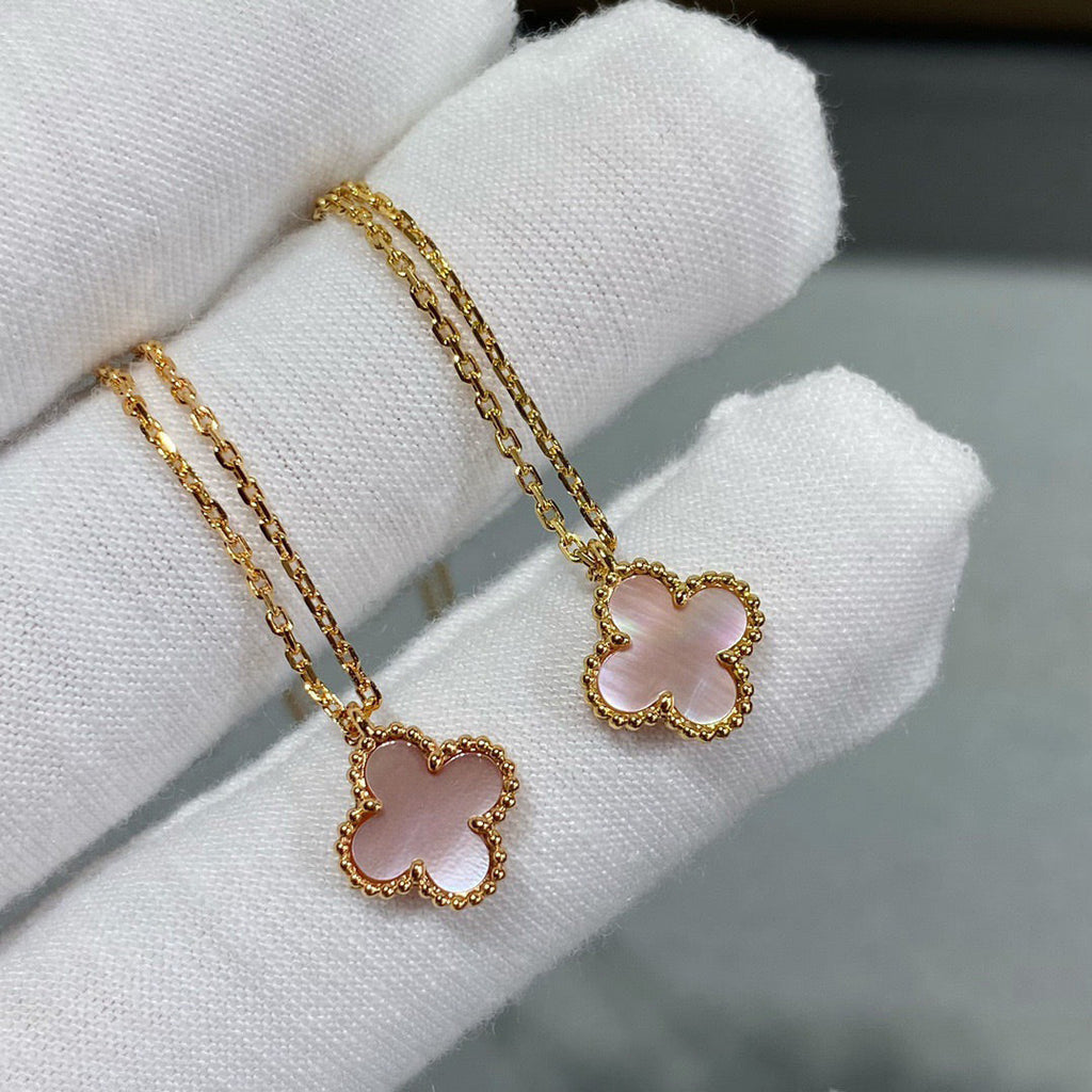 Aura KLEEBÜTE 15MM ROSA PERLMUTT EINZELBLÜTEN HALSKETTE