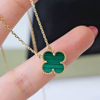 Aura CLOVER 15MM MALACHIT EINZELBLUMEN-HALSKEТТЕ