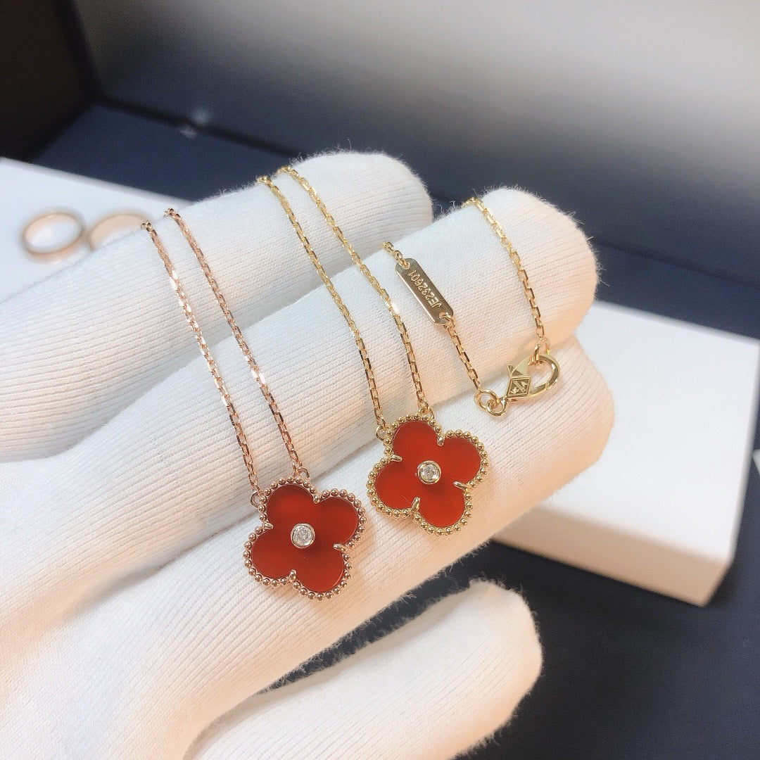Aura CLOVER 15MM DIAMOND CARNELIAN NECKLACE