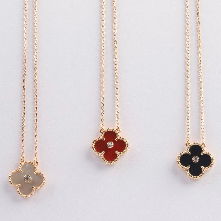 Aura CLOVER 15MM DIAMOND CARNELIAN NECKLACE