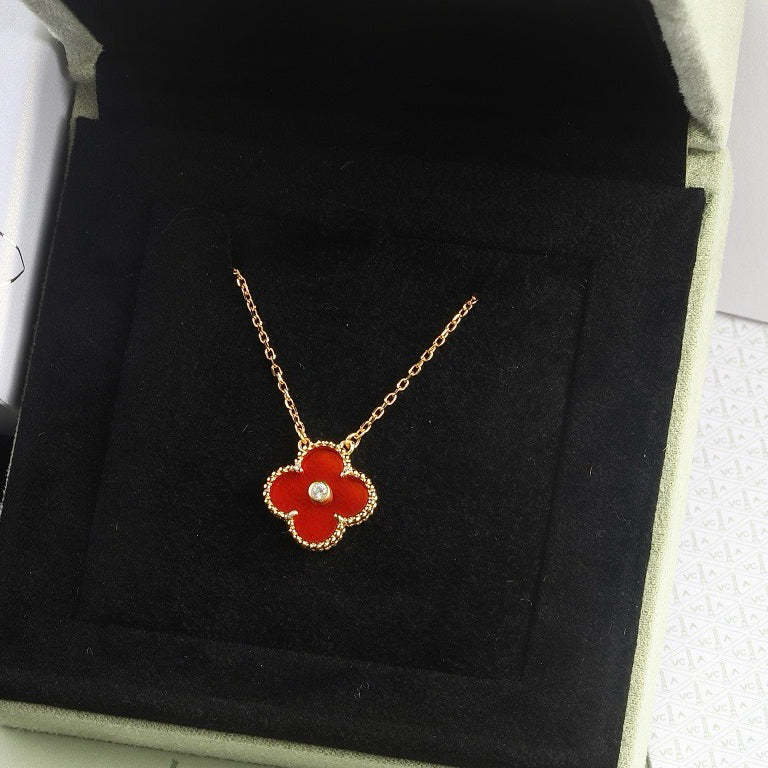 Aura CLOVER 15MM DIAMOND CARNELIAN NECKLACE