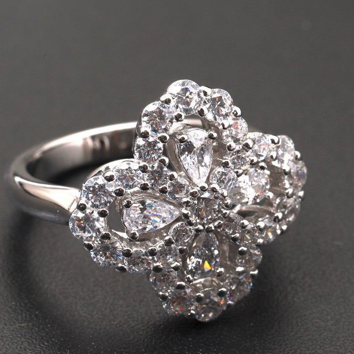 Aura LOOP RING FULL MOTIF DIAMOND 16MM SILVE