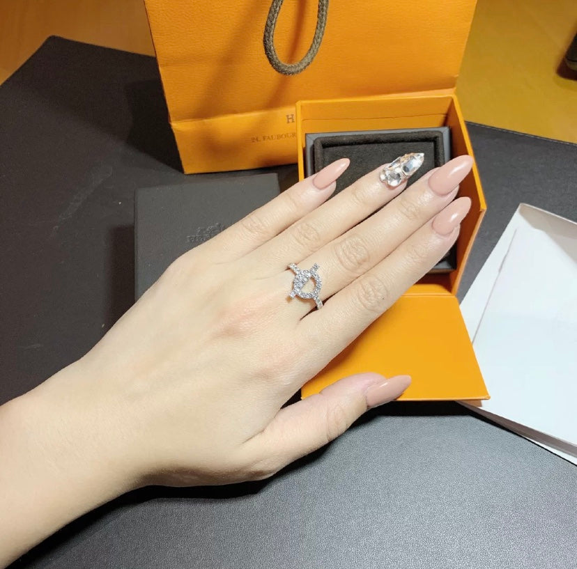 Aura ECHAPPEE RING SILBER DIAMANT