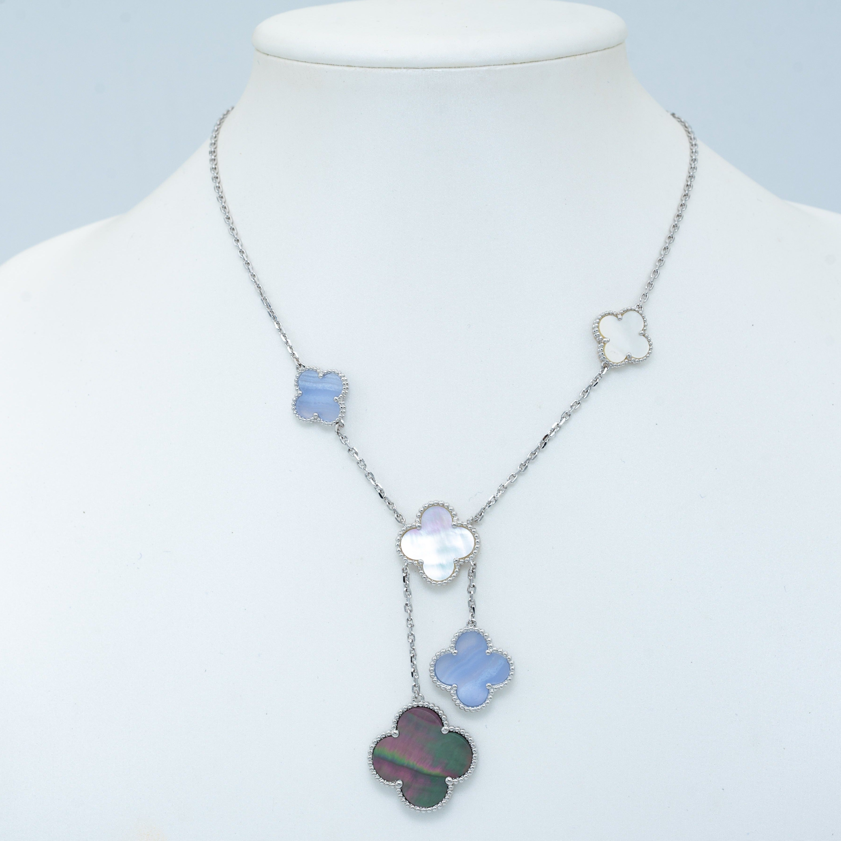 Aura CLOVER MOP CHALCEDON HALSKETTE SILBER 6 MOTIV