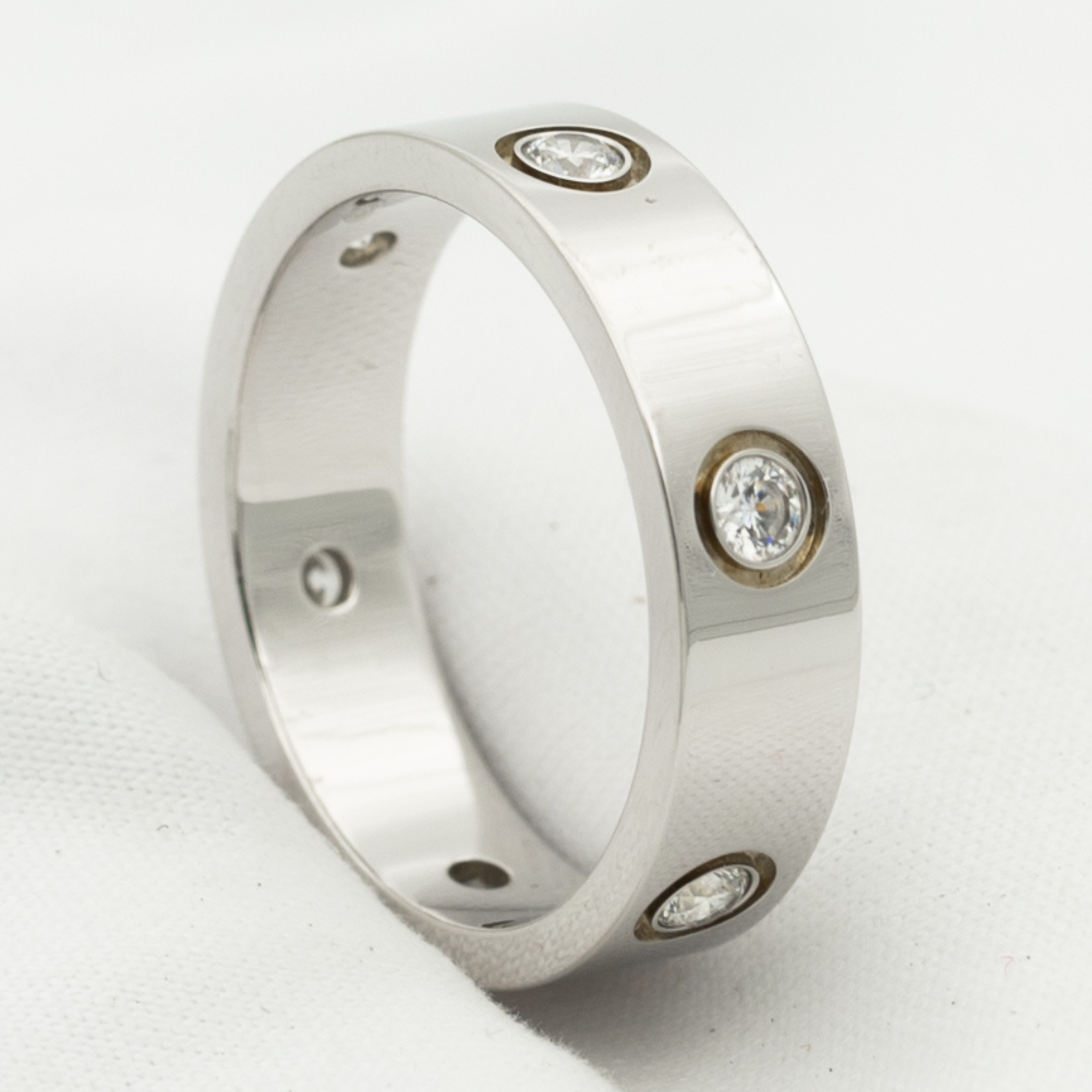 Aura LOVE RING 5.5MM 6 DIAMONDS SILVER