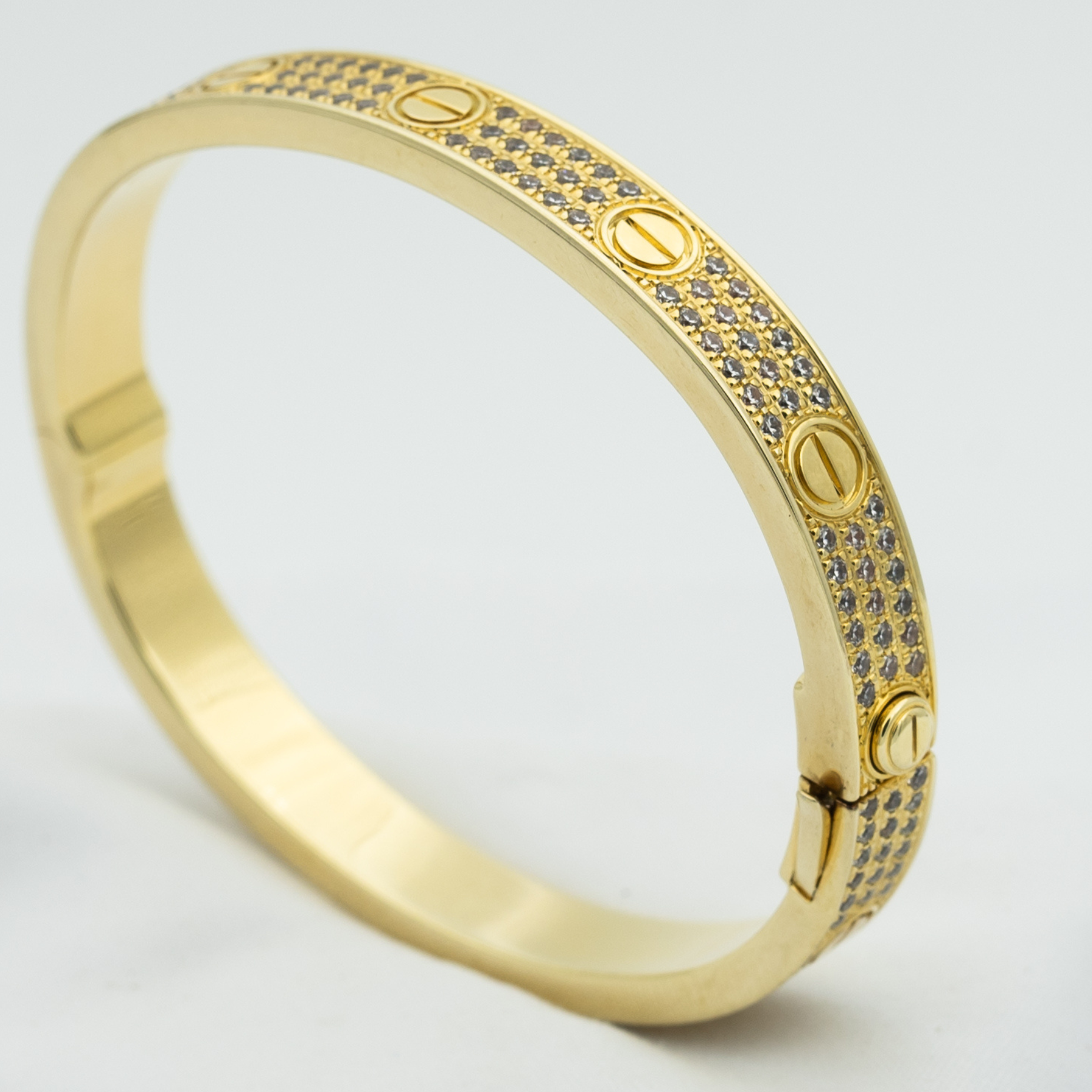 Aura LOVE BRACELET 6.1MM DIAMOND-PAVED