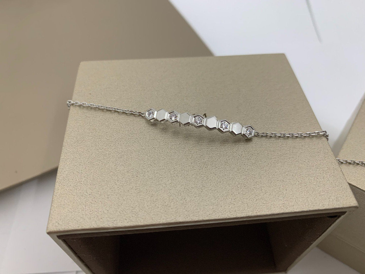 Aura BEE LOVE ARMBAND DIAMANT