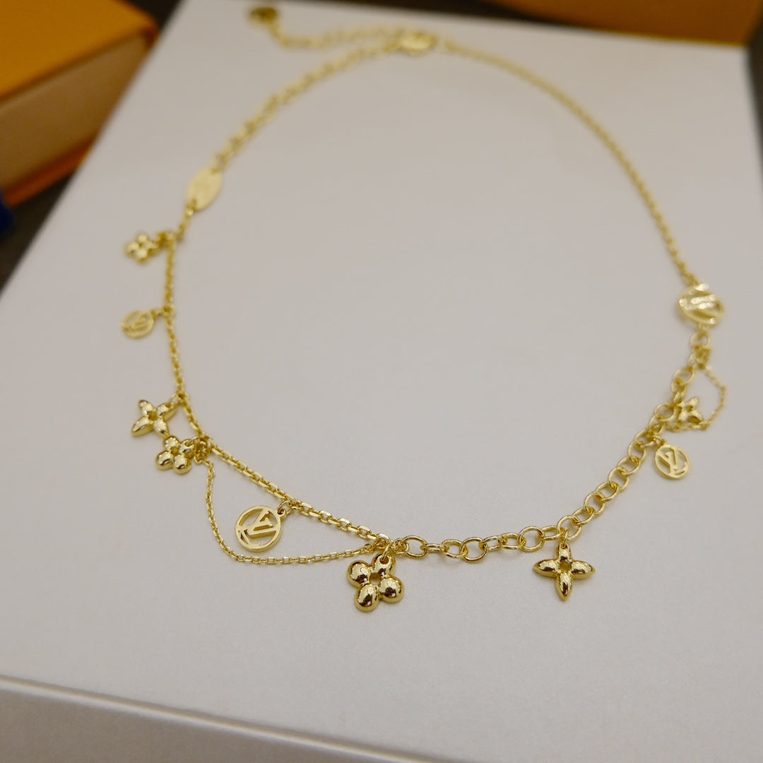 Aura BLOOMING SUPPLE NECKLACE BRASS