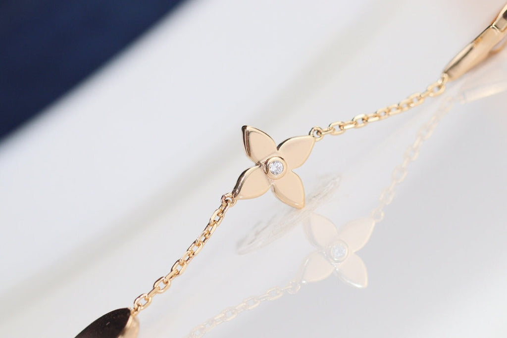 Aura LEAF CLOVER ARMBAND