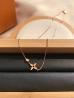 Aura BLOSSOM PENDANT PINK GOLD AND DIAMOND