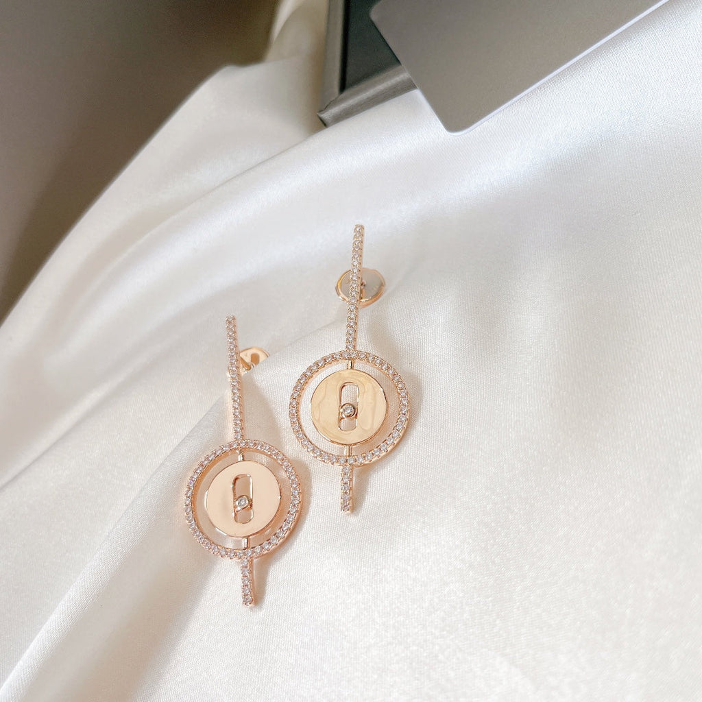 [Aura ]  MOVE ARROW OHRSTECKER AUS ROSÉGOLD MIT DIAMANTEN