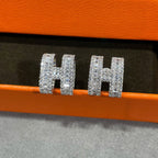 Aura H STUD EARRINGS WITH SILVER DIAMONDS