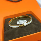Aura CLASSIC HM CLIC WHITE 8MM ENAMEL BRACELET