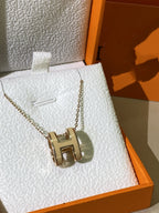 Aura HM CLIC GELB EMAILLE GOLDHALSKETTE