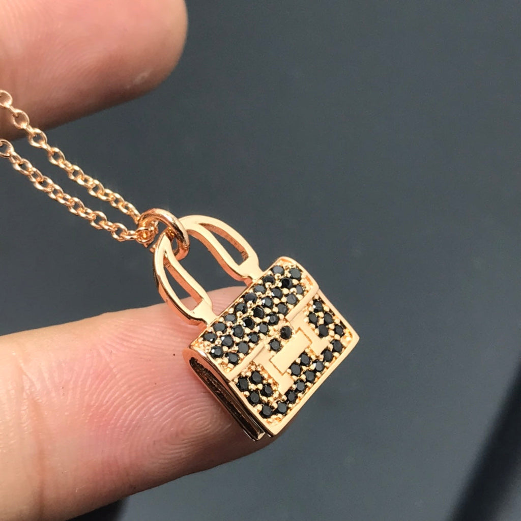 Aura HM NECKLACE ARRIVAL BLACK DIAMOND