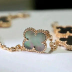 [Aura ]New CLOVER 5 MOTIF GRAY MOP BRACELET COLLECTION