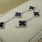 [Aura ]New CLOVER 5 MOTIF ONYXS BRACELET COLLECTION