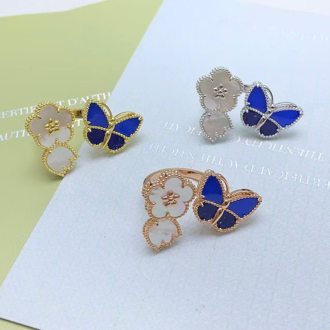 [Aura ] 2026 NEW MODEL SPRING LUCKY 3 MOTIF GOLD RING