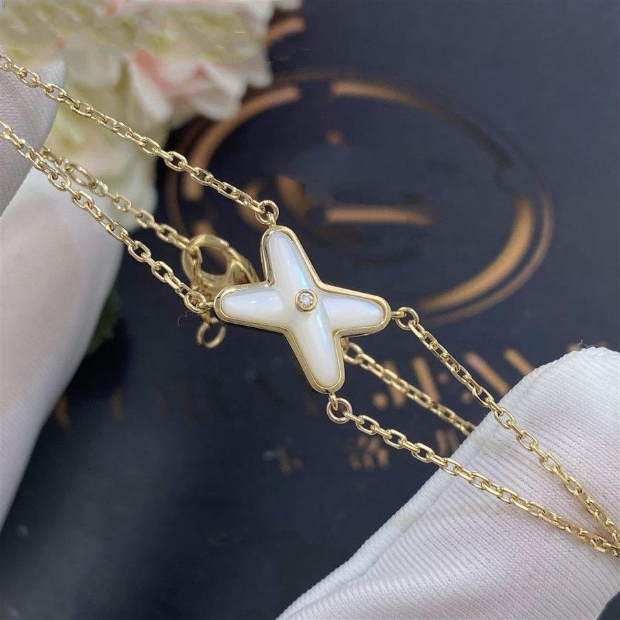 Aura JEUX BRACELET WHITE MOP GOLD 1 DIAMOND