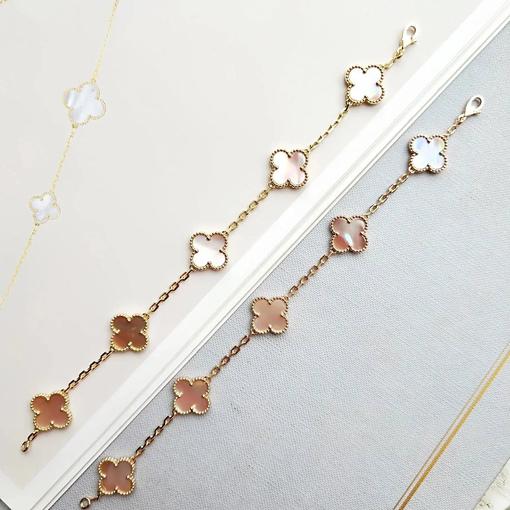 [Aura ]Neue CLOVER 5 MOTIVE ROSÉ-PERLMUTT-ARMBAND-KOLLEKTION