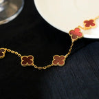 [Aura ]Neue Kollektion CLOVER 5 MOTIF ROTER CORNELIAN-ARMBÄNDER