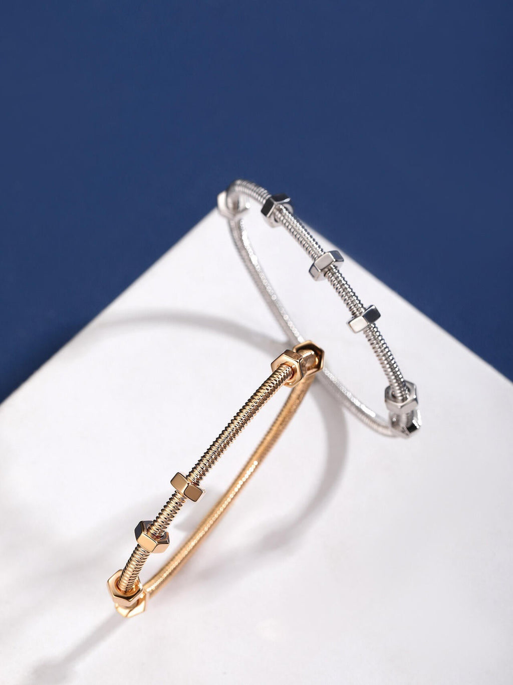 [Aura ]CT THREADED BRACELET