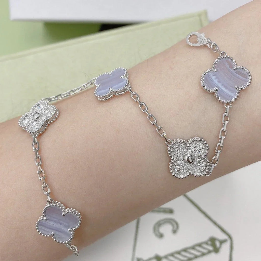 [Aura ]New  CLOVER 5 MOTIF PURPLE CHALCEDONY BRACELET COLLECTION