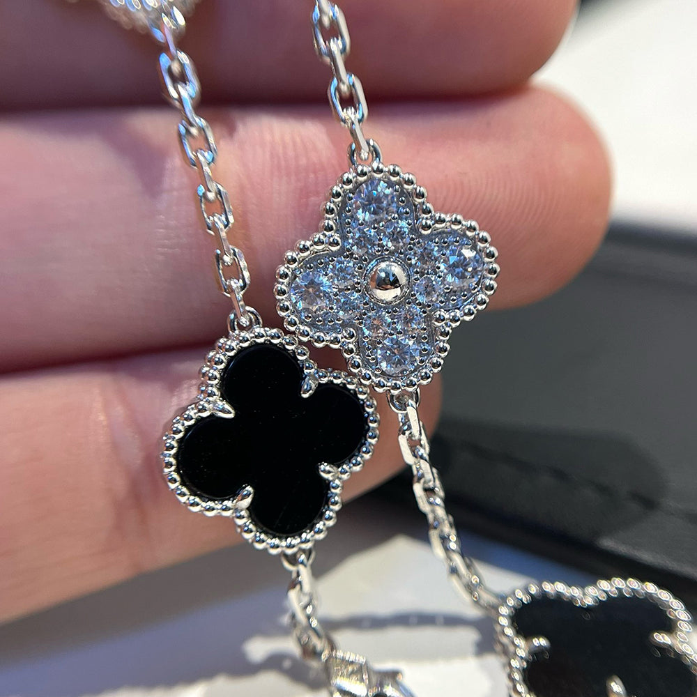 [Aura ]New CLOVER 5 MOTIF ONYXS BRACELET COLLECTION