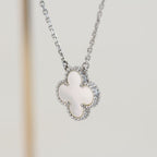 Aura CLOVER  15MM WHITE MOTHER-OF-PEARL SILVER