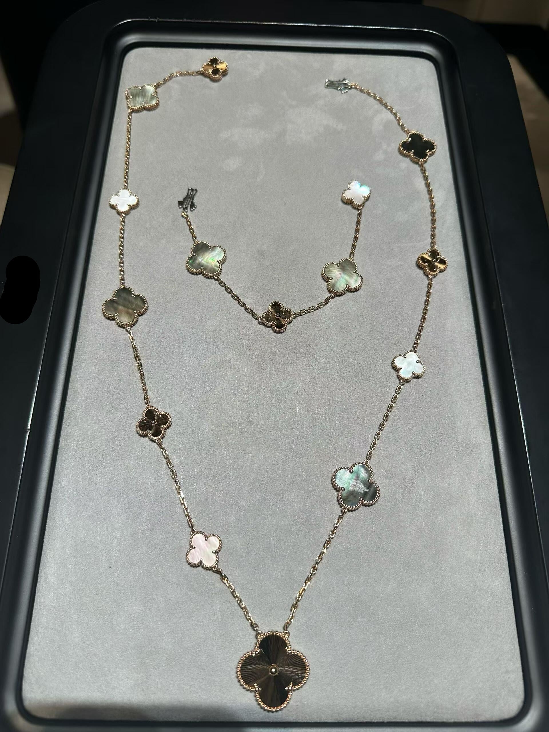 [Aura ] 25 NEW CLOVER 15 MOTIFS GRAY MOTHER-OF-PEARL