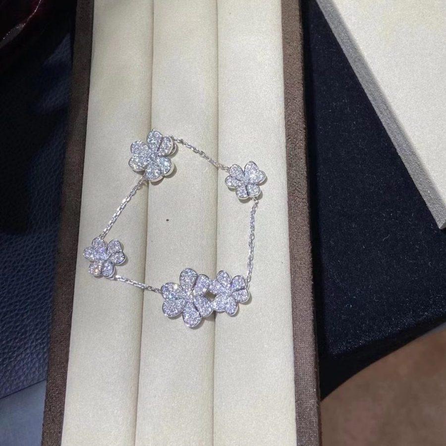 Aura FRIVOLE SILBERNES ARMBAND MIT 5 BLÜTEN