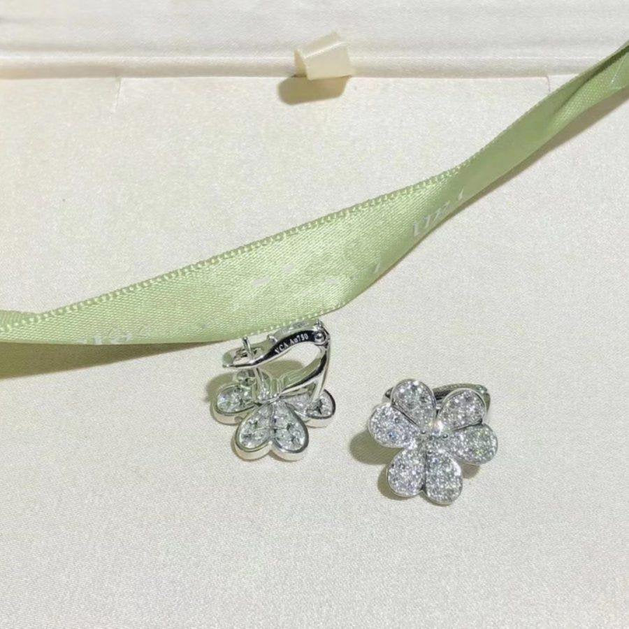 Aura FRIVOLE SILVER FLOWER DIAMOND EARRINGS