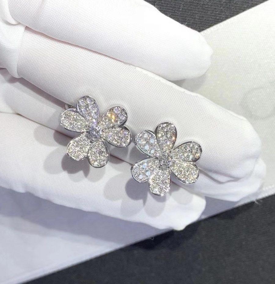 Aura FRIVOLE SILVER FLOWER DIAMOND EARRINGS