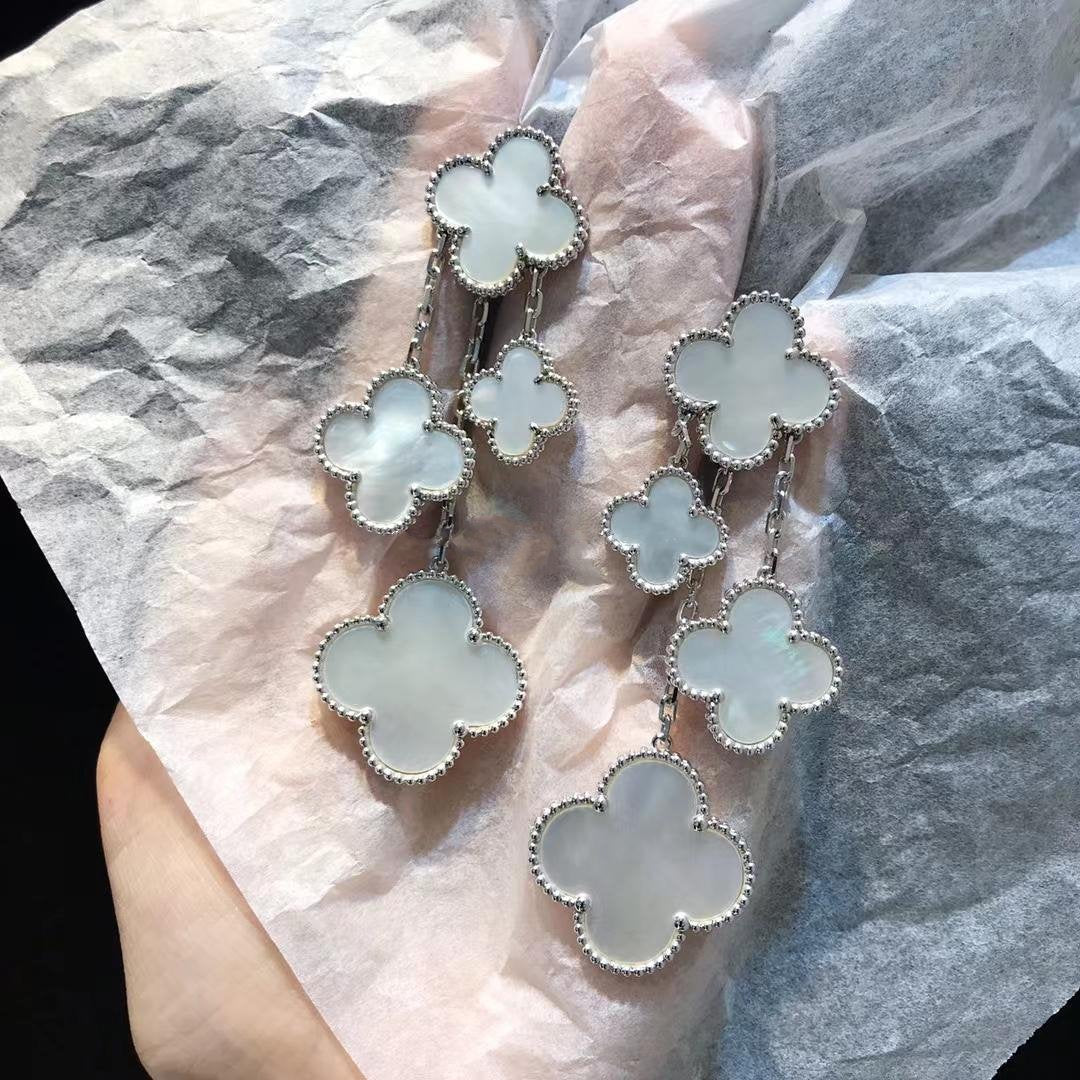 Aura CLOVER EARRINGS WHITE MOP 4 MOTIFS SILVER