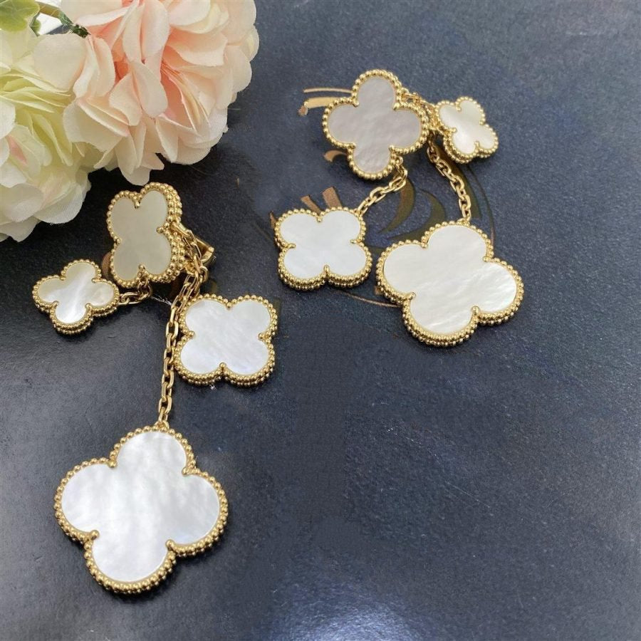 Aura CLOVER EARRINGS WHITE MOP 4 MOTIFS GOLD