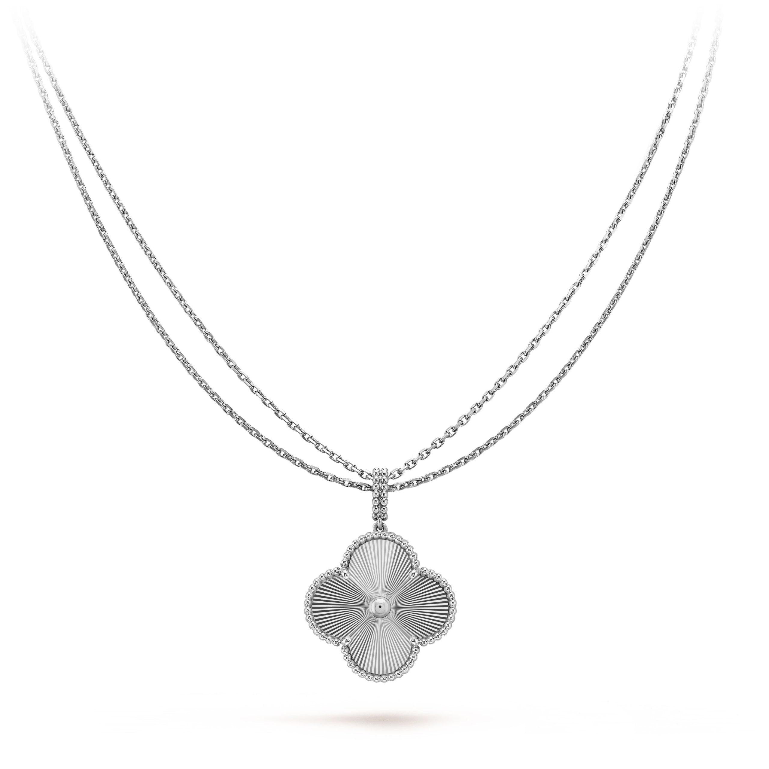 Aura CLOVER 25MM SILVER BIG CLOVER NECKLACE