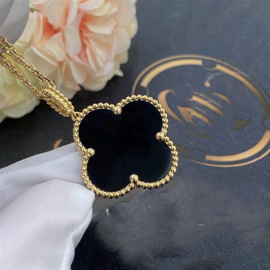 Aura CLOVER 25MM GOLD ONYX GROSSES KLEEB LATTCOLLIER